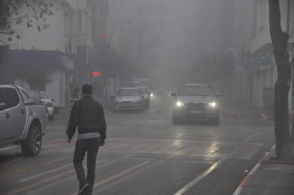 Keşan’da sis etkili oldu