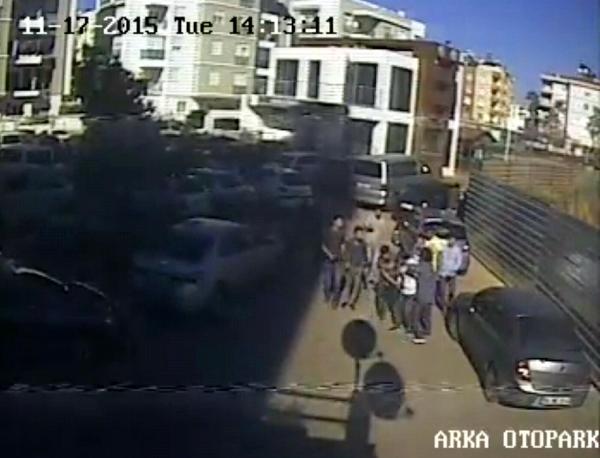 Avukata ters kelepçenin görüntüleri ortaya çıktı