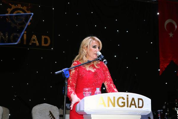 Ankara Genç İşadamları Derneği'nde muhteşem balo