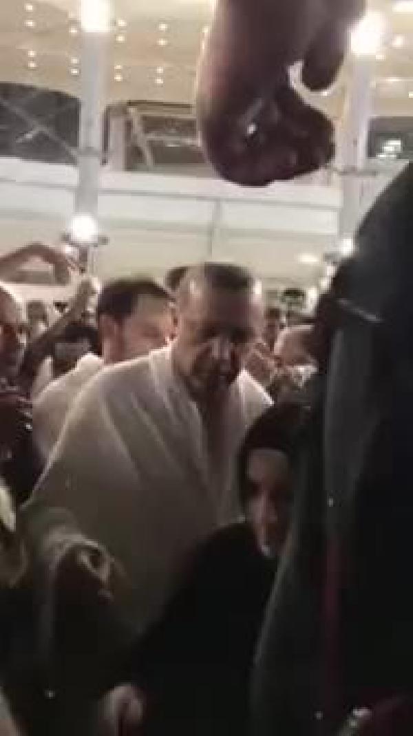 Cumhurbaşkanı Erdoğan, Kabe'nin içini ziyaret etti