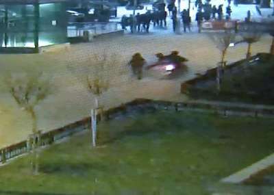 Kadıköy'de motorsikletle kapkaç yapan iki kişi yakalandı
