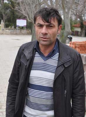 Uşak'ta köylünün özenle koruduğu 700 yıllık sancak çalındı