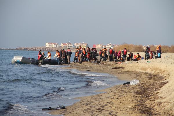 İzmir'de jandarma bir yılda 25 bin 846 kaçak sığınmacıyı yakaladı