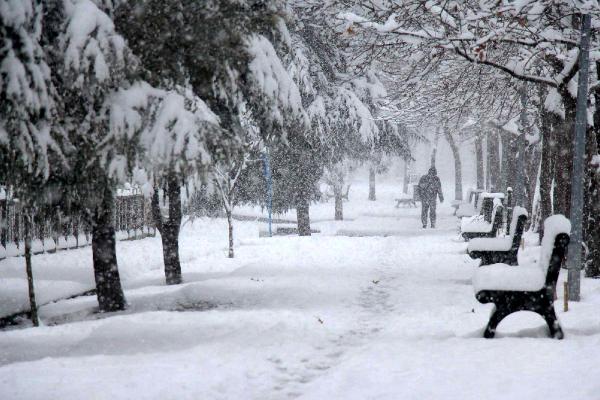Sakarya’da 40 mahalle yolu ulaşıma kapalı
