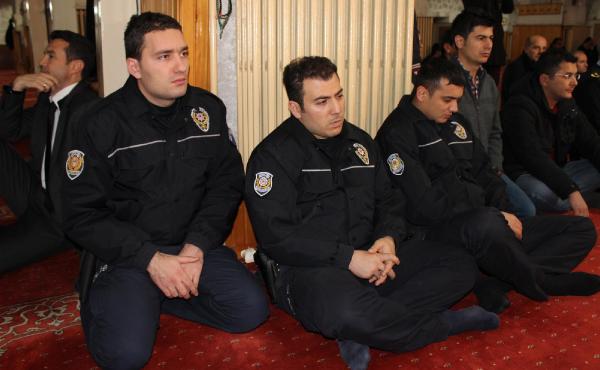 Şehit polis için mevlit okutuldu