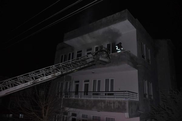 Adıyaman'da evde çıkan yangın hasara yol açtı