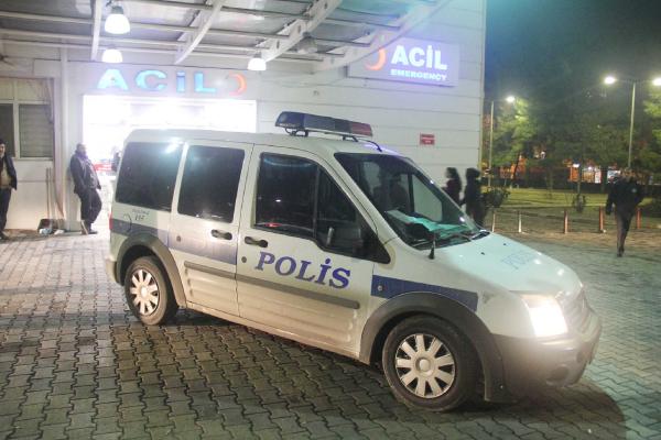 Genç polis, eşinin yanında intihar etti