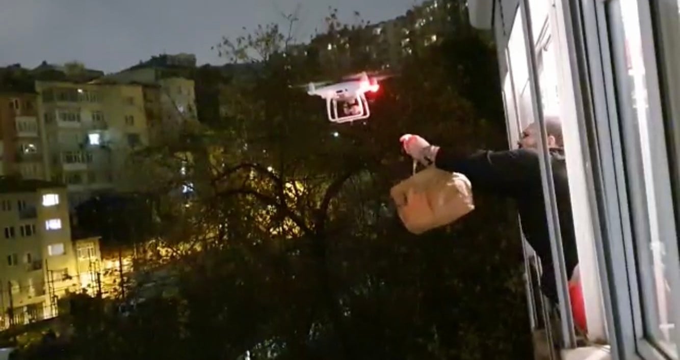 Drone ile çorba servisi
