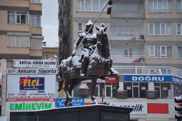 Uludağ’da kar kalındığı 52 santimetreye ulaştı