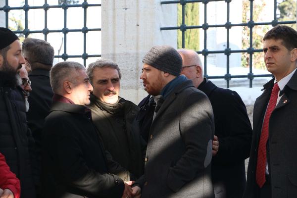 Erdoğan ve Davutoğlu, Hasan Karakaya'nın cenazesine katıldı (1)