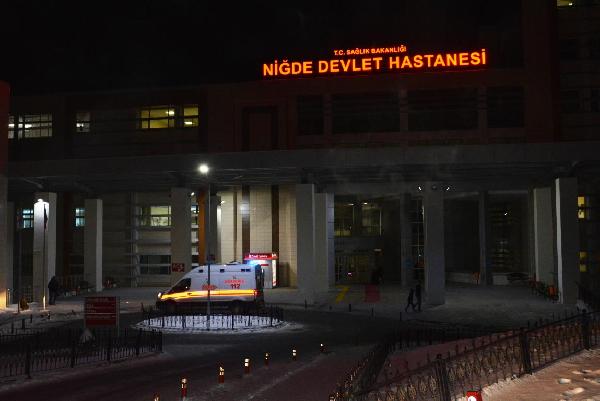 Yüksek ateş şikayetiyle gittiği hastanede ölen kadında domuz gribi şüphesi