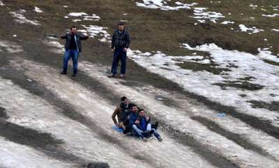 Rize'de karsız 'Kardan Adam Şenliği'