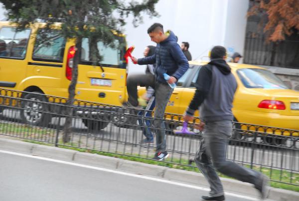 Zabıtadan kaçış