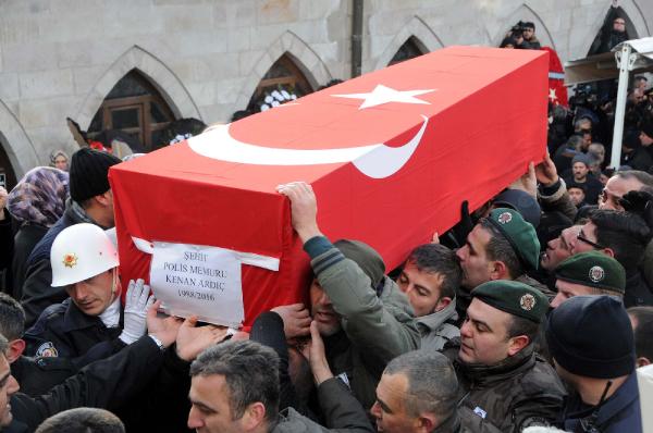 Şehit polis Kenan Ardıç, Sivas'ta son yolculuğuna uğurlandı