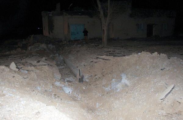 Nusaybin'de PKK'nın menfeze tuzakladığı patlayıcı imha edildi