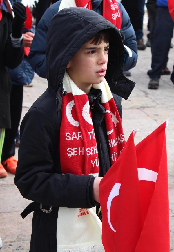 Sarıkamış şehitleri için yürüdüler