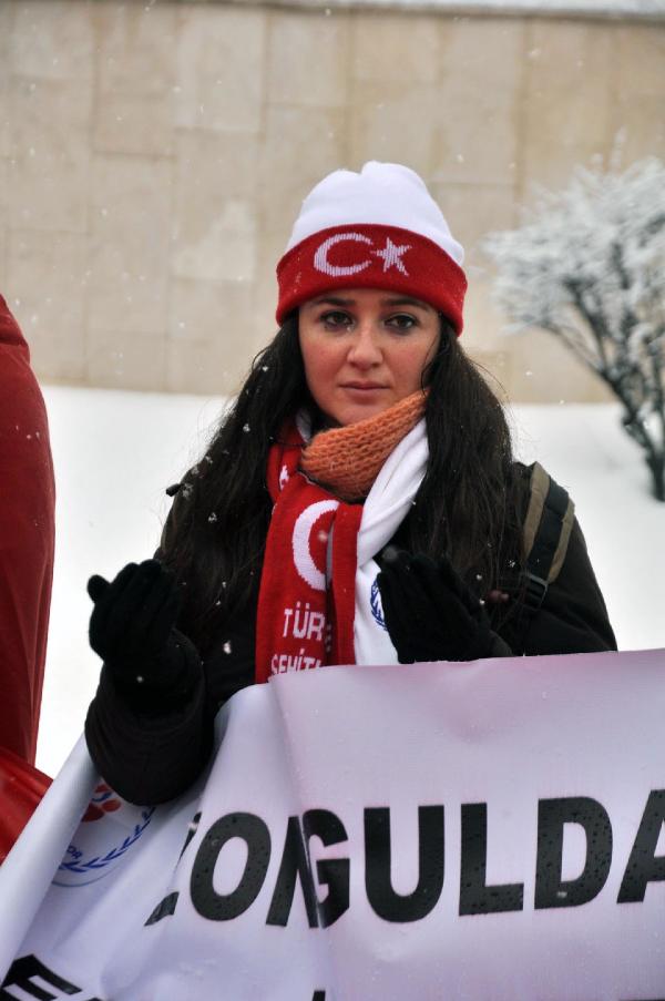Sarıkamış şehitlerini andılar