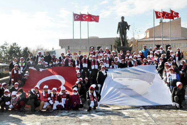 Kırıkkale'de Sarıkamış şehitleri yürüyüşle anıldı