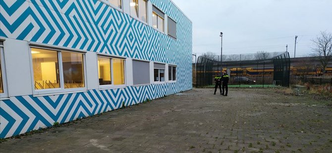 Hollanda'da İslam okuluna kundaklama girişimi