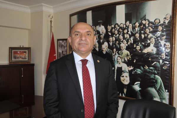 CHP'li Tarhan, İzmit Körfezi Geçiş Köprüsü'nden alınaca ücreti Meclis'e taşıdı