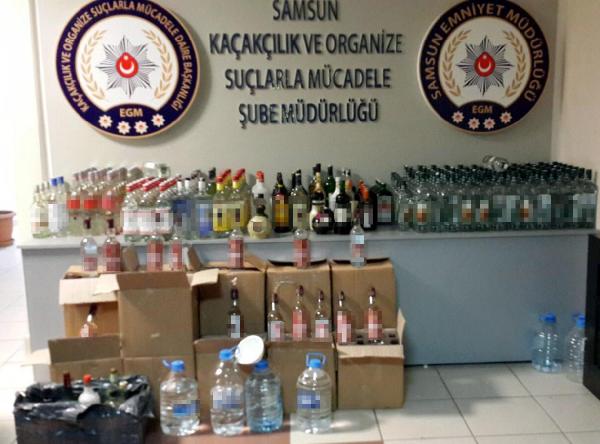 Polisten kaçak içki operasyonu: 2 gözaltı
