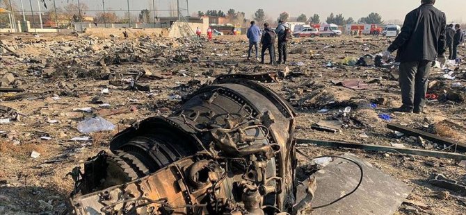 İran'da uçak düştü: 176 ölü