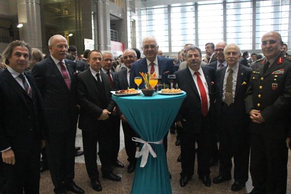 İstanbul Adliyesi'nde yeni yıl kutlaması...
