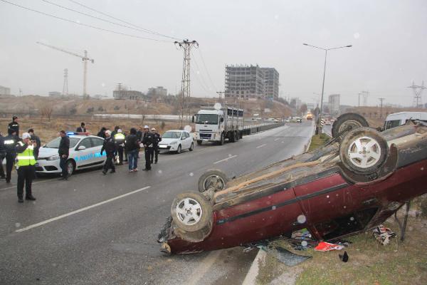 Adıyaman'da 2 zincirleme kaza 14 araç çarpıştı