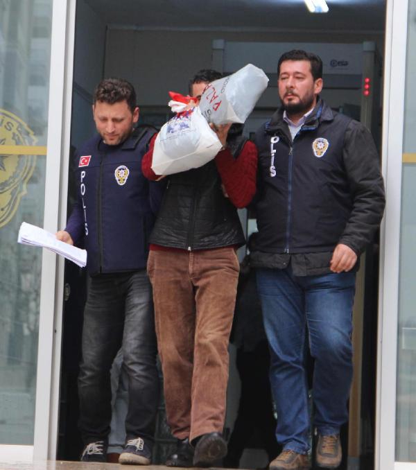 Hırsızlık zanlısı güvenlik kamerasından yakalandı