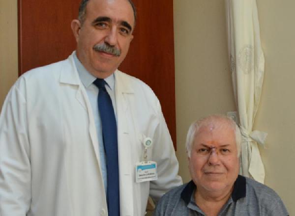Burun tümörü alındı, yerine yama yapıldı