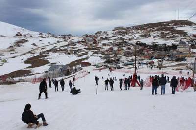 Kar festivalinde renkli görüntüler oluştu