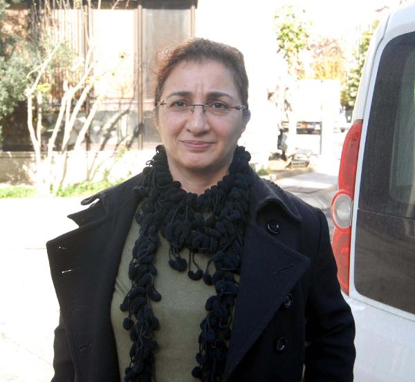 Şehir efsaneleri, ne pahasına olursa olsun, insanları yola çıkartıyor
