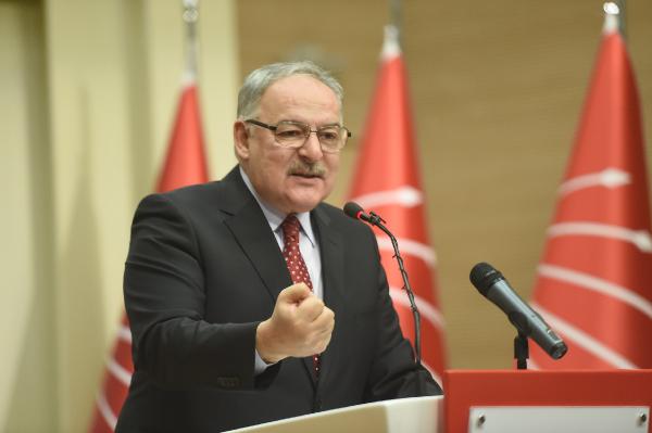 Haluk Koç : Başkanlık ısrarı siyasi hendektir