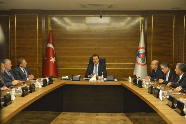 Bakan Tüfenkci TÜRMOB heyetini kabul etti