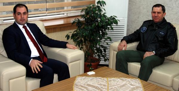 Korgeneral Özkaya, Hatay'daki radar üssünde incelemelerde bulundu