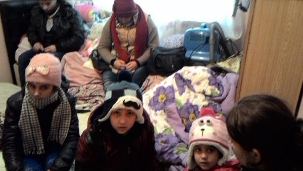 Edirne’de evde fidye için tutulan 62 Iraklı kaçak kurtarıldı