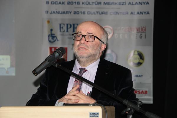 Engelli konferansında ‘benim çocuklarımda hata yok’ gafı