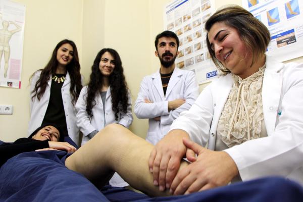 Fizik Tedavi Yüksekokulu, fil hastalığı tedavisinde merkez oldu