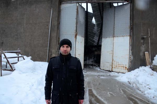 Bitlis'te çatısı kardan çöken fabrika kullanılamaz hale geldi