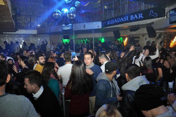 Kuşadası'nda Simge Sağın coşkusu