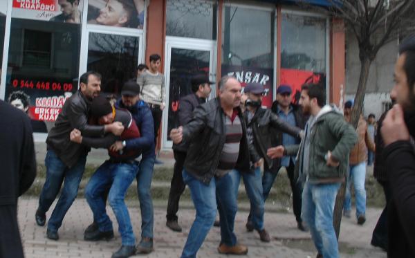 Polis, Dilovası'nda yürümek isteyen HDP'li gruba izin vermedi: 3 gözaltı