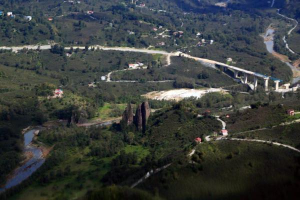 Karadeniz- Akdeniz karayolunun ilk etabı tamamlandı