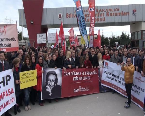 CHP'den Silivri Cezaevi önünde tutuklu gazeteciler için eylem