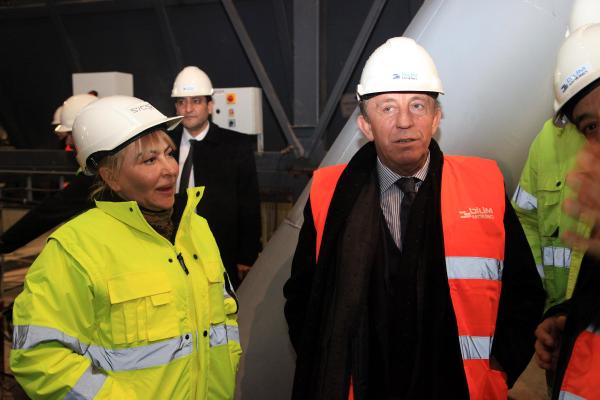 İşadamı Ağaoğlu, Elazığ'da çimento fabrikasını inceledi