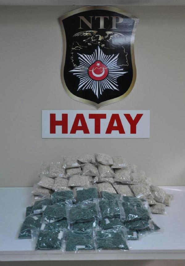 Hatay'da 240 bin uyuşturucu hap ele geçirildi