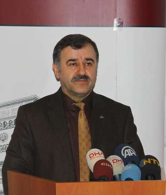 Yaşar Kemal'in sağlık durumu; Prof.Dr. Karan "Organ fonksiyon bozukluklarıyla mücadele etmekteyiz"