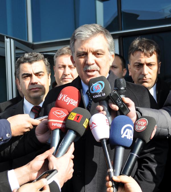 Gül: Teröre karşı, Türkiye olarak sağlam durmalıyız