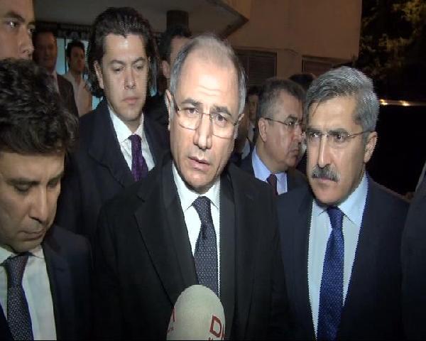 İçişleri Bakanı Efkan Ala Cerrahpaşa'daki yaralıları ziyaret etti