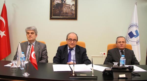 Pamukkale Üniversitesi Senatosu'ndan barış bildirgesine 'nefretle kınama'
