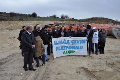 Aliağa'ya getirilen gemide tehlikeli atık iddiası